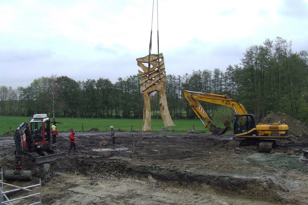 Ruimtelijke sculptuur van Frans Polman, Hilversum